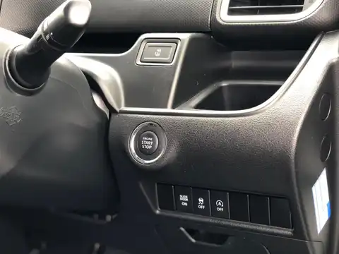 カタログ画像：ソリオバンディット （SOLIO BANDIT） ハイブリッドＭＶ デュアルカメラブレーキサポート装着車 2015年8月 DAA-MA36S 1200cc ピュアホワイトパール 燃費27.8km / l 内装