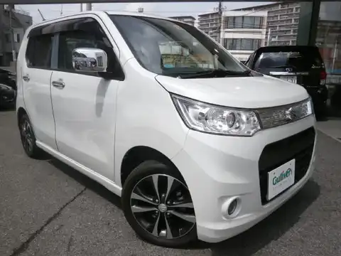 カタログ画像：ワゴンＲスティングレー （WAGON R STINGRAY） Ｔ ＣＤプレーヤー装着車 2012年9月 DBA-MH34S 660cc パールホワイト 燃費26.8km / l メイン（その他）