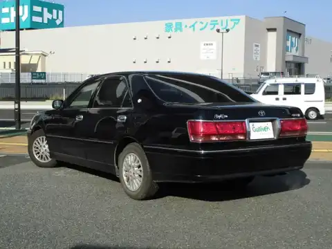 カタログ画像：クラウン （CROWN） ロイヤルエクストラリミテッド 2002年8月 TA-JZS171 2500cc 燃費11.6km / l バック