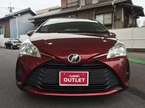 カタログ画像：ヴィッツ （VITZ） ジュエラ スマートストップパッケージ 2019年10月 DBA-KSP130 1000cc ダークレッドマイカメタリック 燃費24.0km / l フロント