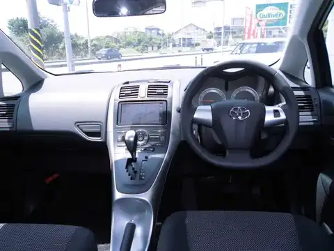 カタログ画像：オーリス （AURIS） １５０Ｘ Ｍプラチナセレクション 2011年10月 DBA-NZE151H 1500cc ダークブルーマイカ 燃費20.0km / l 内装