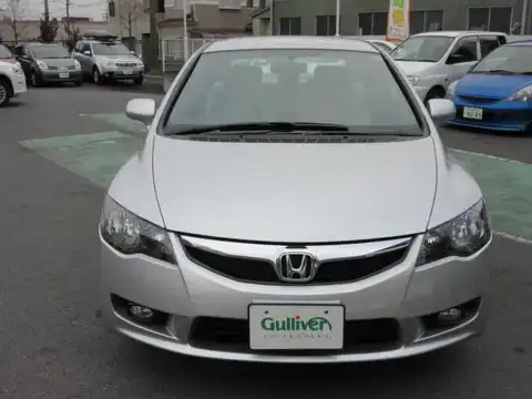 カタログ画像：シビック （CIVIC） １．８Ｇ 2008年9月 DBA-FD1 1800cc アラバスターシルバー・メタリック 燃費16.2km / l フロント