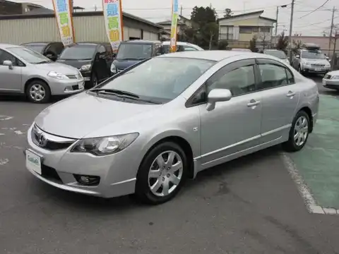 カタログ画像：シビック （CIVIC） １．８Ｇ 2008年9月 DBA-FD1 1800cc アラバスターシルバー・メタリック 燃費16.2km / l 外装