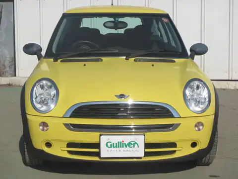 カタログ画像：ＭＩＮＩ （MINI） ワン 2004年9月 GH-RA16 1600cc リキッド・イエロー 燃費14.0km / l フロント