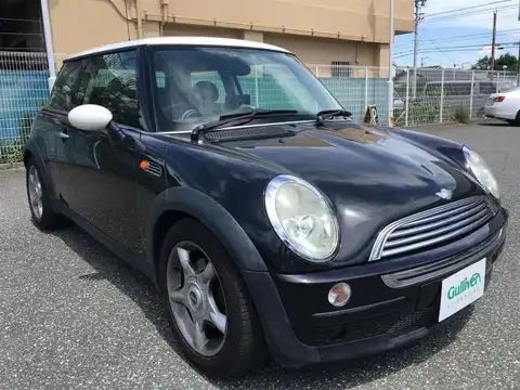 カタログ画像：ＭＩＮＩ （MINI） クーパー 2004年4月 GH-RA16 1600cc コスモス・ブラックメタリック 燃費14.4km / l メイン（その他）