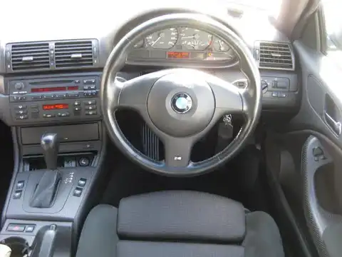 カタログ画像：３シリーズ （3 SERIES） ３１８ｉ Ｍスポーツパッケージ 2004年4月 GH-AY20 2000cc 燃費10.8km / l 内装