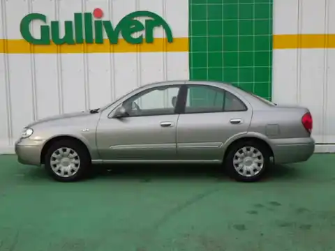 カタログ画像：ブルーバードシルフィ （BLUEBIRD SYLPHY） １８Ｖｉ－４ ７０ｔｈ－Ⅱ ナビパッケージ 2003年10月 TA-QNG10 1800cc チタニウムシルバー（Ｍ） 燃費12.2km / l 外装