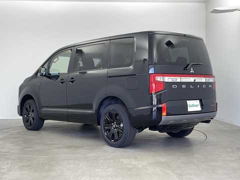 カタログ画像：デリカＤ：５ （DELICA D:5） ブラックエディション 2024年11月 3DA-CV1W 2200cc ブラックマイカ 燃費12.6km / l バック