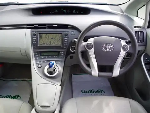 カタログ画像：プリウス （PRIUS） Ｇツーリングセレクション・レザーパッケージ 2009年5月 DAA-ZVW30 1800cc アクアブルーメタリック 燃費35.5km / l 内装