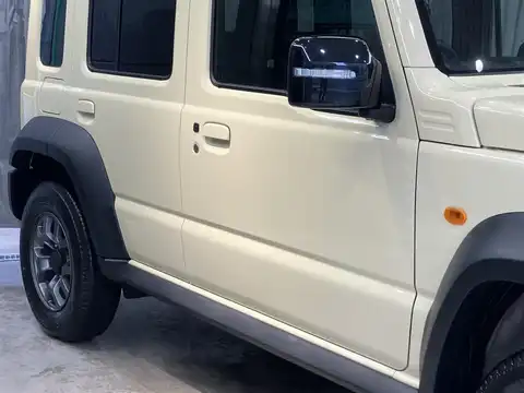 カタログ画像：ジムニー （JIMNY） ＸＧ 2025年11月 3BA-JB64W 660cc 燃費14.3km / l メイン