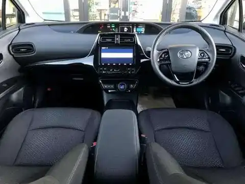 カタログ画像：プリウス （PRIUS） Ｓ 2019年10月 DAA-ZVW51 1800cc ブルーメタリック 燃費37.2km / l 内装