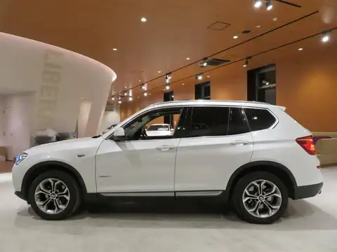 カタログ画像：Ｘ３ （X3） ｘＤｒｉｖｅ ２０ｄ 2016年10月 LDA-WY20 2000cc アルピン・ホワイトⅢ（ソリッド・カラー） 燃費18.6km / l 外装