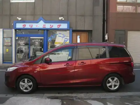 カタログ画像：プレマシー （PREMACY） ２０Ｅ 2012年4月 DBA-CWEAW 2000cc カッパーレッドマイカ 燃費10.6km / l 外装