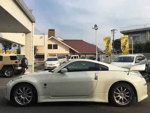 カタログ画像：フェアレディＺ （FAIRLADY Z） バージョンＳ 2007年1月 CBA-Z33 3500cc ホワイトパール（３Ｐ） 燃費9.6km / l 外装