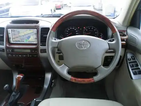 カタログ画像：ランドクルーザープラド （LAND CRUISER PRADO） ＴＸリミテッド 2005年8月 KN-KDJ120W 3000cc ホワイトパールクリスタルシャイン 燃費10.8km / l メイン