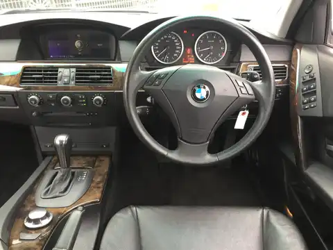 カタログ画像：５シリーズ （5 SERIES） ５２５ｉハイラインパッケージ 2003年8月 GH-NA25 2500cc 内装