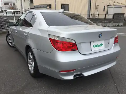 カタログ画像：５シリーズ （5 SERIES） ５２５ｉハイラインパッケージ 2003年8月 GH-NA25 2500cc バック