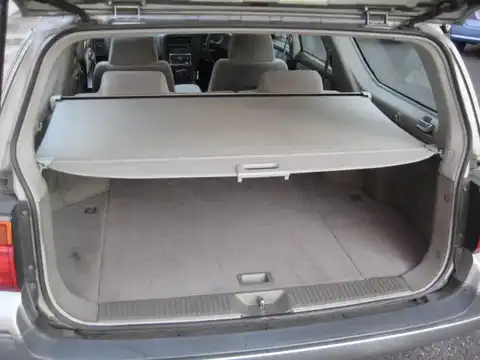 カタログ画像：ステージア （STAGEA） ２０Ｇ 1997年8月 E-WHC34 2000cc ソニックシルバー（Ｍ） 燃費10.0km / l 内装