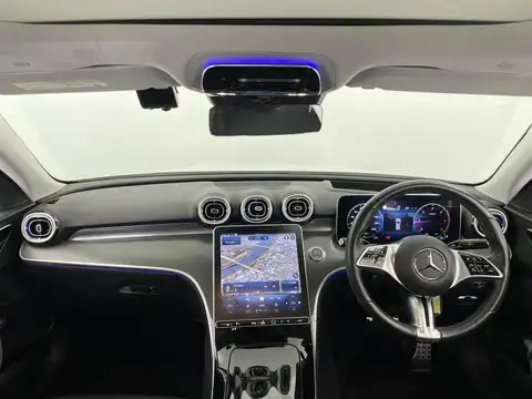 カタログ画像：Ｃクラスオールテレイン （C-CLASS ALL TERRAIN） Ｃ２２０ｄ ４マチック オールテレイン 2024年4月 3CA-206214C 2000cc オブシディアンブラック（Ｍ） 燃費17.9km / l フロント