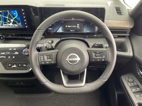 カタログ画像：セレナ （SERENA） ハイウェイスターＶ ビームスエディション 2024年12月 5BA-FC28 2000cc プリズムホワイト（3P）/スーパーブラック 2トーンorプリズムホワイト（3P） 燃費13.0km / l 内装