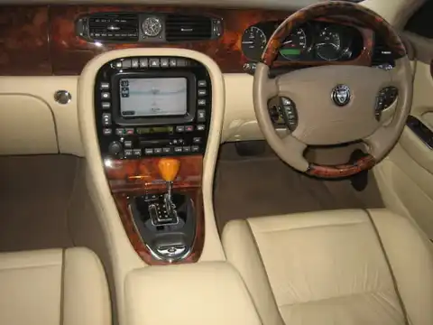 ジャガー,ＸＪ,ＸＪ ４．２エグゼクティブ,2006年6月