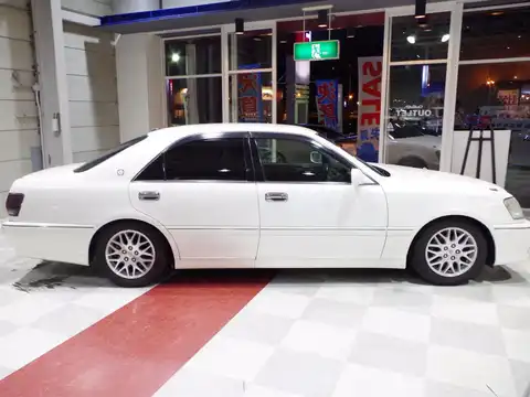 カタログ画像：クラウン （CROWN） アスリートＧ 2000年8月 TA-JZS175 3000cc ホワイトパールクリスタルシャイン 燃費11.4km / l 外装