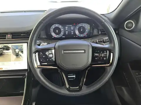 カタログ画像：レンジローバー （RANGE ROVER） ＳＥ Ｄ３００ スタンダードホイールベース 2023年8月 3CA-LK93WA 3000cc ブリティッシュレーシンググリーン（ウルトラメタリック）orペトロリックスブルー（ウルトラメタリック） 燃費10.5km / l 内装
