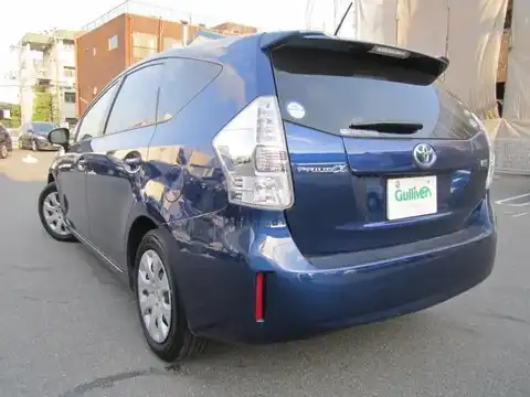 カタログ画像：プリウスα （PRIUS ALPHA） Ｓ Ｌセレクション 2011年5月 DAA-ZVW41W 1800cc ダークブルーマイカ 燃費26.2km / l バック