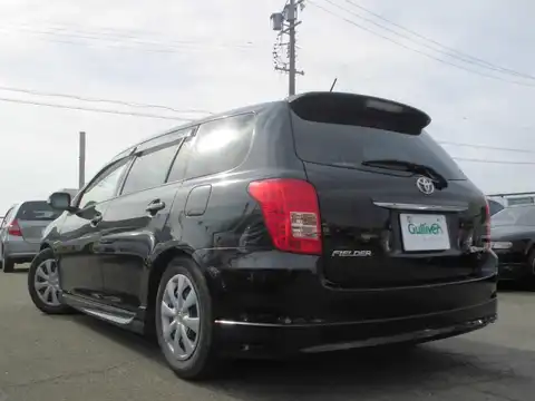 カタログ画像：カローラフィールダー （COROLLA FIELDER） １．５Ｘ Ｇエディション 2006年10月 DBA-NZE141G 1500cc ブラックマイカ 燃費18.0km / l バック