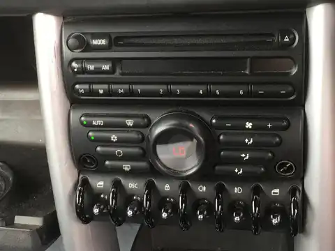 カタログ画像：ＭＩＮＩ （MINI） クーパーＳ コンバーチブル 2006年7月 GH-RH16 1600cc ホット・オレンジ（メタリック） 内装