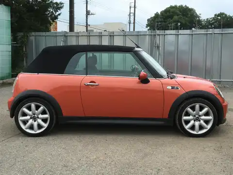 カタログ画像：ＭＩＮＩ （MINI） クーパーＳ コンバーチブル 2006年7月 GH-RH16 1600cc ホット・オレンジ（メタリック） 外装