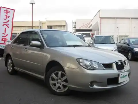 カタログ画像：インプレッサ （IMPREZA） １．５ｉ 2005年6月 LA-GD2 1500cc プレミアムシルバー・メタリック 燃費15.0km / l メイン（その他）