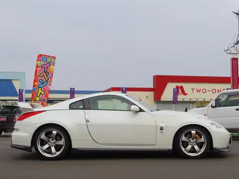 カタログ画像：フェアレディＺ （FAIRLADY Z） バージョンニスモ タイプ３８０ＲＳ 2007年6月 CBA-Z33 3800cc ホワイトパール（３Ｐ） 外装