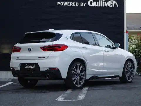 カタログ画像：Ｘ２ （X2） Ｍ３５ｉ 2019年1月 3BA-YN20 2000cc アルピン・ホワイトⅢ（ソリッド・カラー） 燃費11.6km / l バック