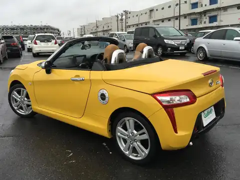 カタログ画像：コペン （COPEN） ローブ 2014年6月 DBA-LA400K 660cc ジョーヌイエロー 燃費22.2km / l バック