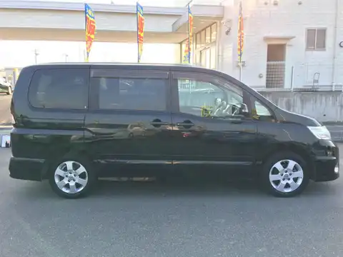 カタログ画像：セレナ （SERENA） ハイウェイスター 2007年12月 DBA-CNC25 2000cc スーパーブラック 燃費12.0km / l 外装