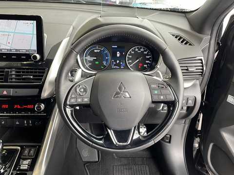 カタログ画像：エクリプスクロスＰＨＥＶ （ECLIPSE CROSS PHEV） ブラックエディション 2023年12月 5LA-GL3W 2400cc ブラックマイカ 燃費16.4km / l 内装