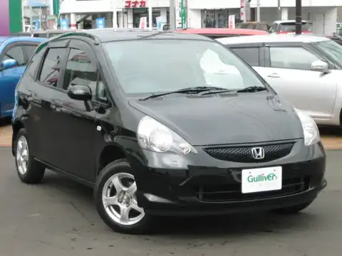 カタログ画像：フィット （FIT） １．３ＡＵ 2006年12月 DBA-GD2 1300cc ナイトホークブラック・パール 燃費20.0km / l メイン（その他）