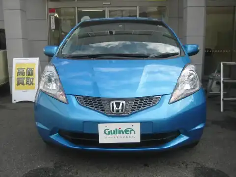 カタログ画像：フィット （FIT） Ｌ スマートスタイルエディション 2009年5月 DBA-GE6 1300cc ブリリアントスカイ・メタリック 燃費21.5km / l フロント