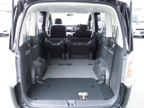 カタログ画像：ステップワゴン （STEPWAGON） Ｇ Ｅセレクション 助手席リフトアップシート車 2012年4月 DBA-RK1 2000cc クリスタルブラック・パール 内装