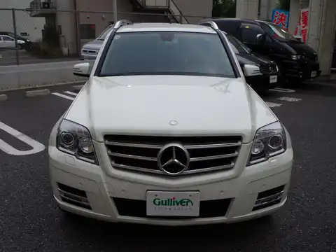 カタログ画像：ＧＬＫクラス （GLK-CLASS） ＧＬＫ３００ ４マチック 2011年12月 CBA-204981 3000cc カルサイトホワイト 燃費9.1km / l フロント