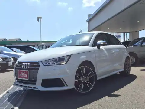 カタログ画像：Ｓ１スポーツバック （S1 SPORTBACK） ベースグレード 2015年7月 ABA-8XCWZF 2000cc グレイシアホワイトメタリック 燃費14.4km / l フロント