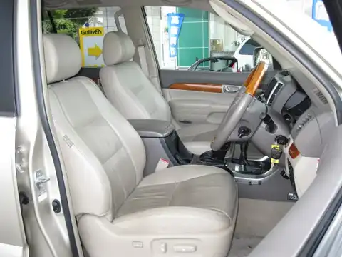 カタログ画像：ランドクルーザープラド （LAND CRUISER PRADO） ＴＺ Ｇセレクション 2004年8月 TA-VZJ121W 3400cc シャンパンマイカメタリック 燃費8.1km / l 内装