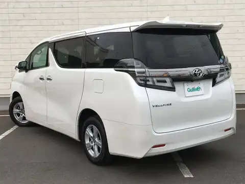 カタログ画像：ヴェルファイア （VELLFIRE） ２．５Ｘ 2018年1月 DBA-AGH35W 2500cc ホワイトパールクリスタルシャイン 燃費12.4km / l バック