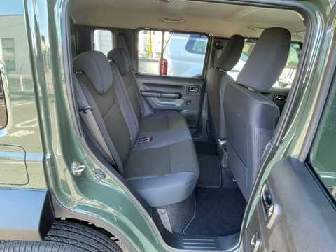 カタログ画像：ジムニー （JIMNY） ＸＧ 2025年11月 3BA-JB64W 660cc 燃費14.3km / l メイン