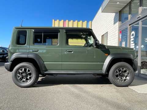 カタログ画像：ジムニーノマド （JIMNY NOMADE） ＦＣ 2025年4月 3BA-JC74W 1500cc ジャングルグリーン2 燃費13.6km / l 外装