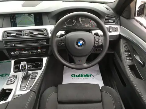 ＢＭＷ,５シリーズ,５２３ｉツーリング Ｍスポーツパッケージ,2011年10月