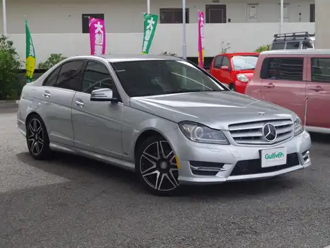 カタログ画像：Ｃクラス （C-CLASS） Ｃ３５０アバンギャルド 2014年4月 RBA-204057 3500cc イリジウムシルバー（Ｍ）orパラジウムシルバー（Ｍ）orダイヤモンドシルバー（Ｍ） 燃費12.8km / l メイン（その他）