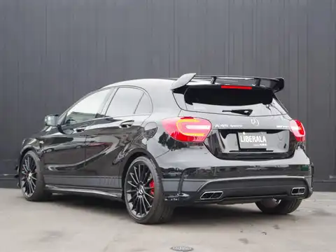 カタログ画像：Ａクラス （A-CLASS） Ａ４５ ＡＭＧ ４マチック エディション １ 2013年7月 CBA-176052 2000cc コスモスブラック バック