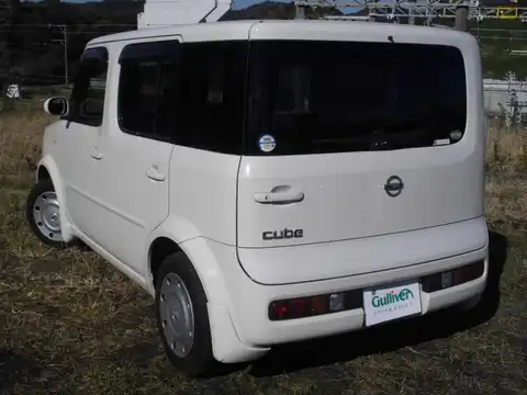 カタログ画像：キューブ （CUBE） ＳＸ ＭＤ／ＣＤセレクション 2004年12月 CBA-BZ11 1400cc ホワイトパール（３Ｐ） 燃費17.2km / l バック